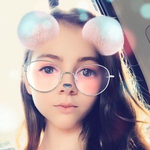 Meet your Posher, Mikayla